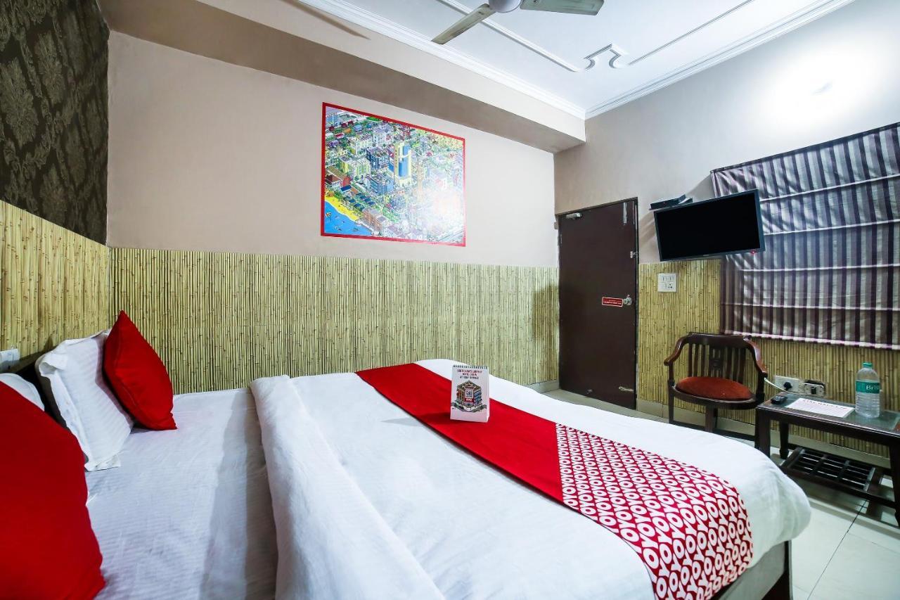 Oyo Downtown Inn Near Leisure Valley Park Gurgáon Kültér fotó